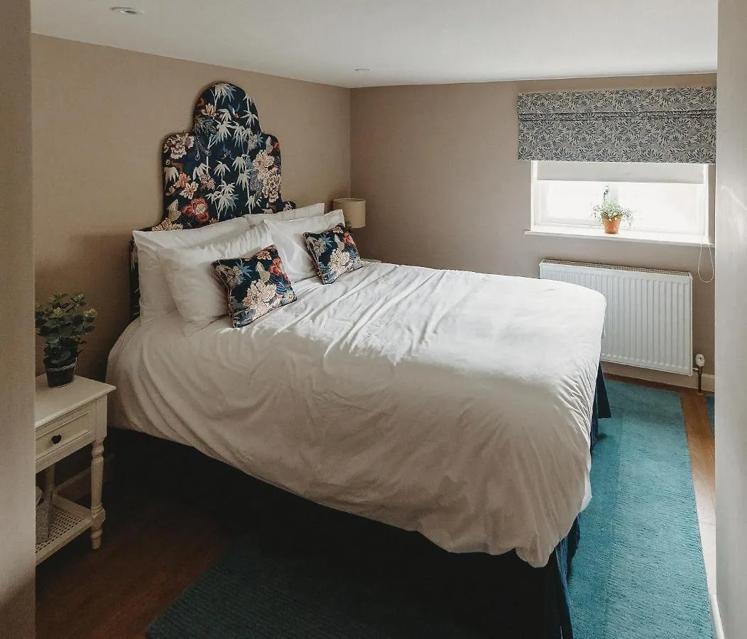 The Crown Inn Roecliffe 4*,  Великобритания