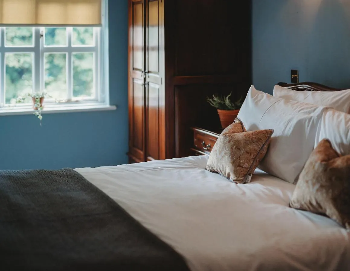 The Crown Inn Roecliffe 4*,  Великобритания