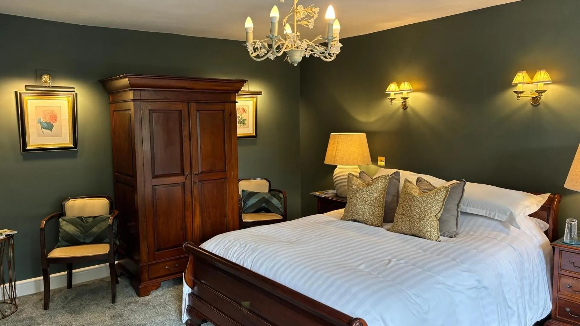 **** Отель The Crown Inn Roecliffe Великобритания